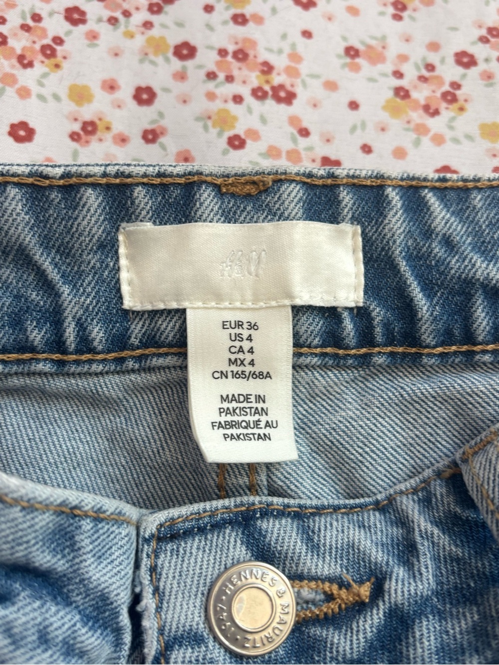 H&M Light Wash Denim Women's Jeans